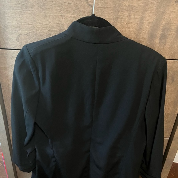 Size 0 - Babaton power blazer (oversized style) - Picture 4 of 4